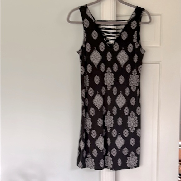 Travelin Light Dark Charcoal Gray Patterned Sleeveless Dress Double V Neck Dress - Picture 1 of 15